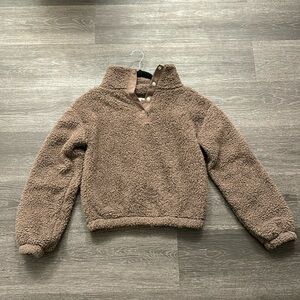 So women’s fleece pullover size xs brown